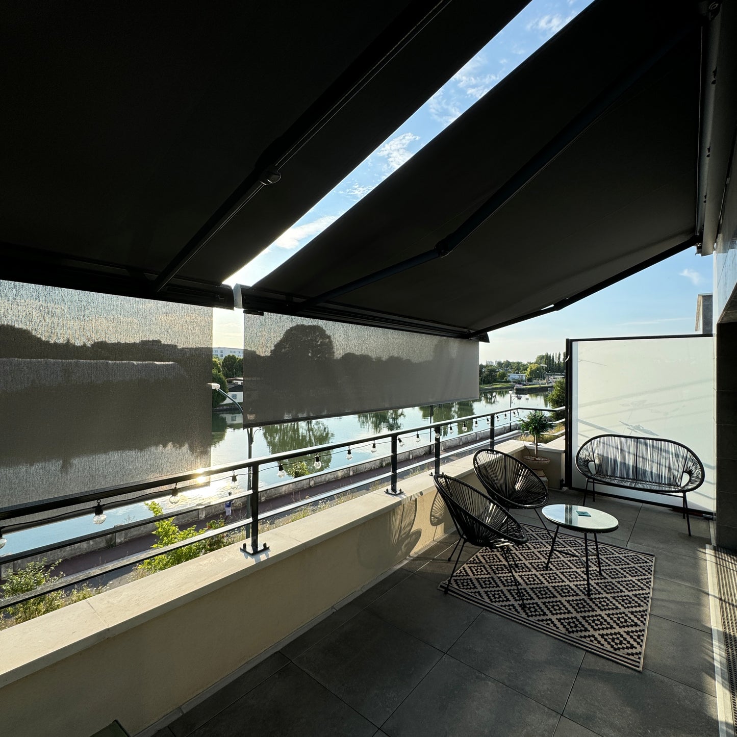 BRUSTOR B38 Store banne