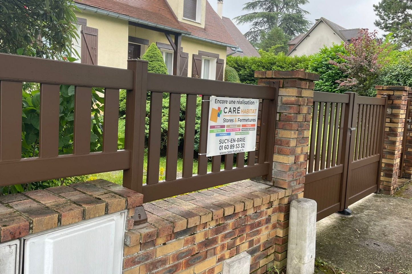 INSTALLATION DE PORTAIL ET CLÔTURE EN ALUMINIUM À MAROLLES-EN-BRIE (94)