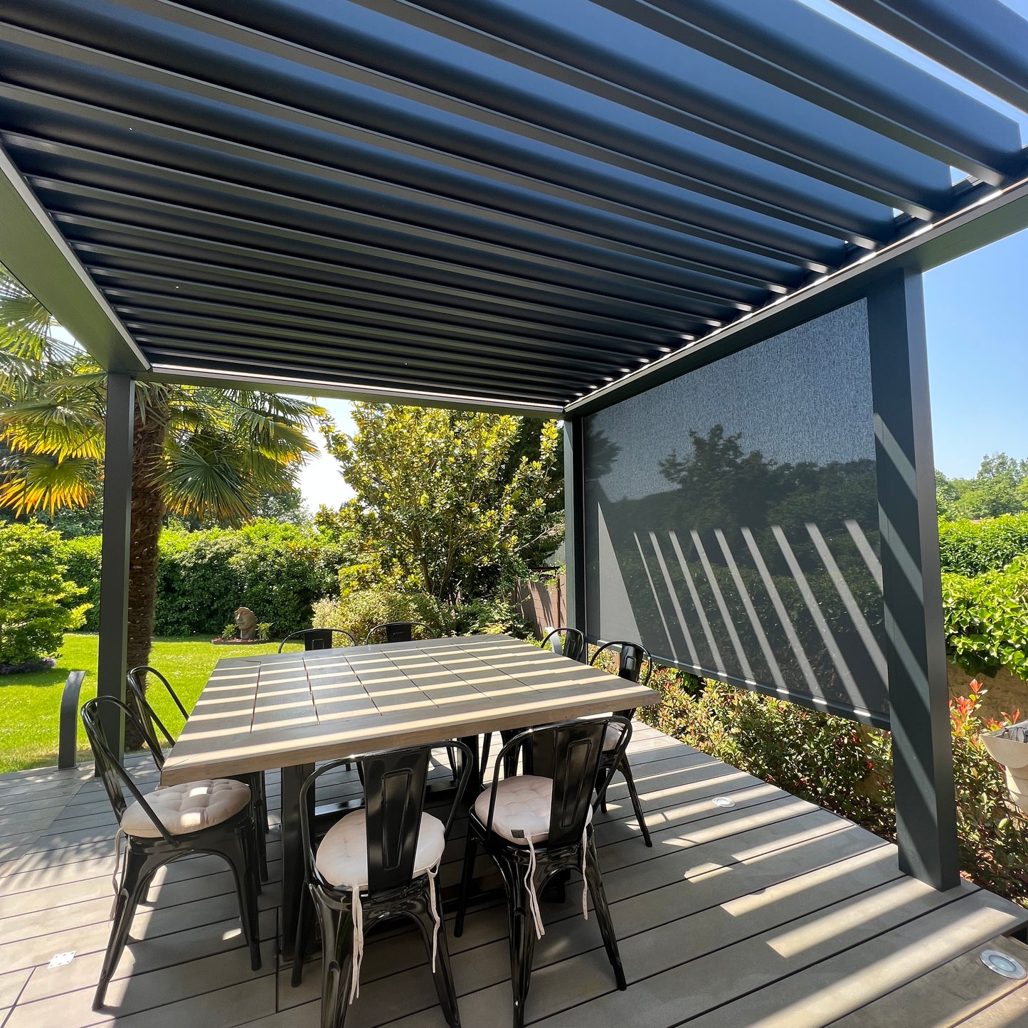 MISE EN ŒUVRE PERGOLA B200 XL - SOISY SUR SEINE