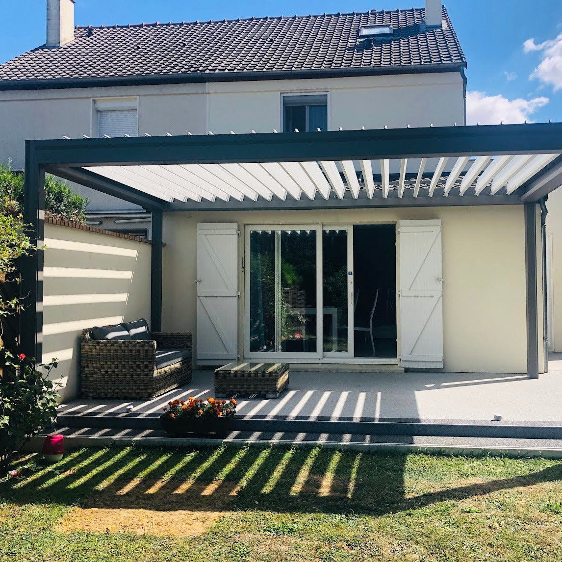 INSTALLATION PERGOLA BIOCLIMATIQUE B200 XL - COMBS LA VILLE - 77