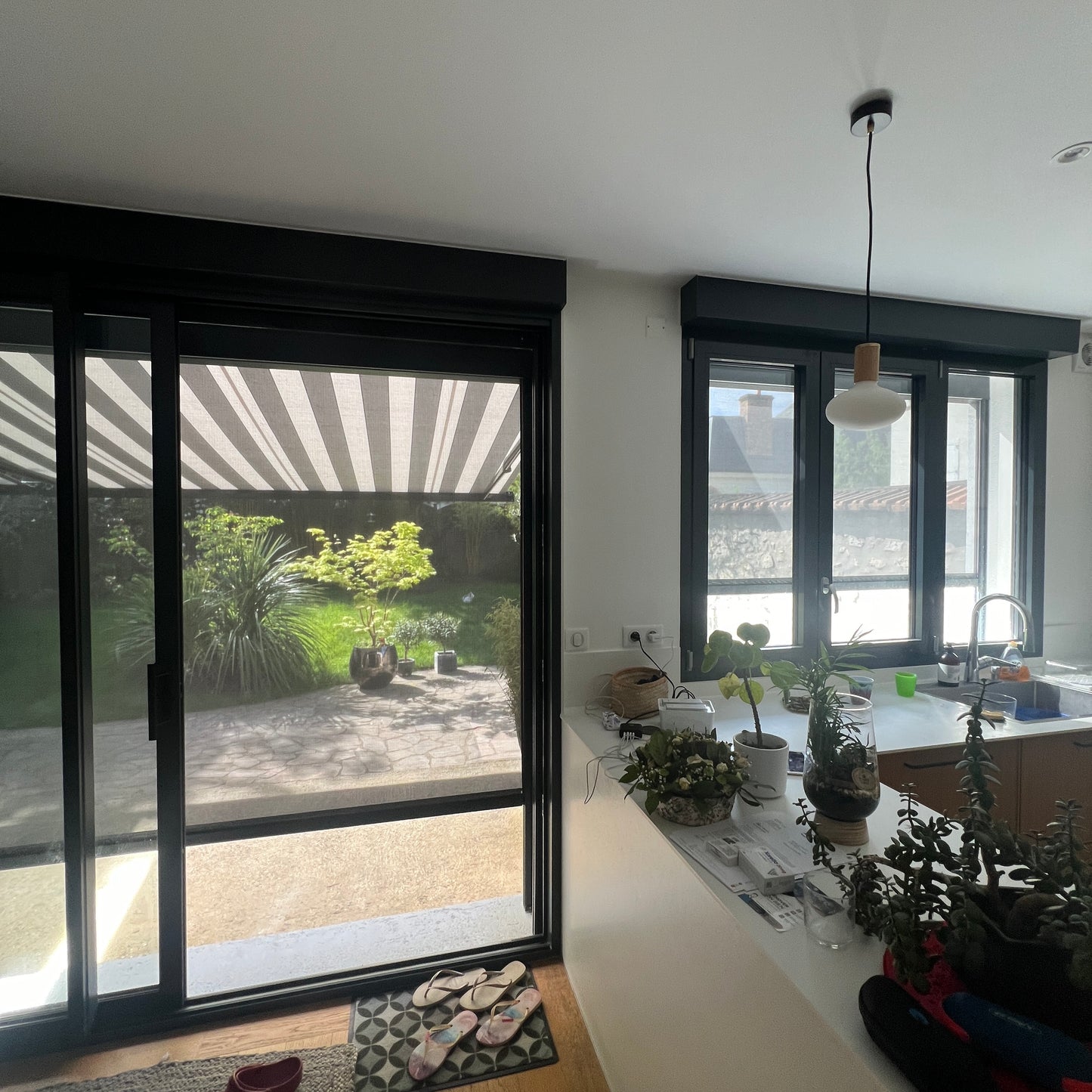 Store-Pergola-Porte de garage-Volet-Porte-fenêtre-portail - Store de terrasse 91– Store Coffre 91– Store banne 91– Store Magasin 91– Store Vitrine 91– Store sur Mesure 91– Store Haut de Gamme 91– Store ultimo 91– Store Medio 91– Pergola Aluminium 91- Pergola Bioclimatique 91– Pergola a toit Fixe 91– Pergola sur Mesure 91– Pergola Showroom 91 – Pergola Jardin et terrasse 94 – Pergola Qualité 91– Pergola Brustor 94 Pergola Coublanc 91- Pergola Hardtop 91– Pergola Hardtop Plus 91– Komilfo 94