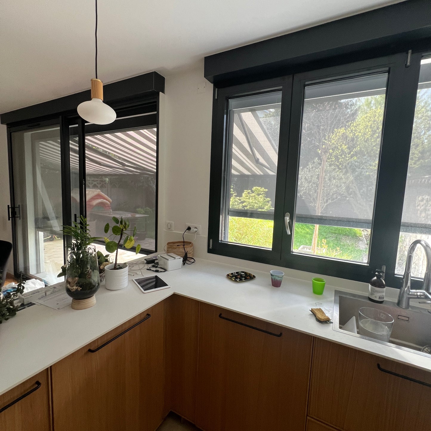 Store-Pergola-Porte de garage-Volet-Porte-fenêtre-portail - Store de terrasse 91– Store Coffre 91– Store banne 91– Store Magasin 91– Store Vitrine 91– Store sur Mesure 91– Store Haut de Gamme 91– Store ultimo 91– Store Medio 91– Pergola Aluminium 91- Pergola Bioclimatique 91– Pergola a toit Fixe 91– Pergola sur Mesure 91– Pergola Showroom 91 – Pergola Jardin et terrasse 94 – Pergola Qualité 91– Pergola Brustor 94 Pergola Coublanc 91- Pergola Hardtop 91– Pergola Hardtop Plus 91– Komilfo 94
