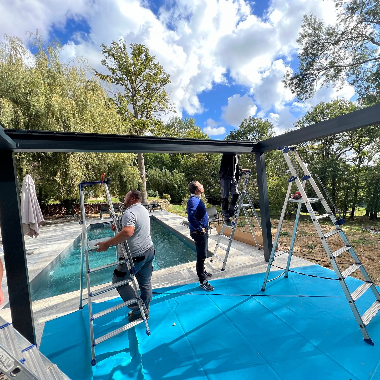 MAGNIFIQUE PERGOLA BIOCLIMATIQUE - SAINT FARGEAU PONTHIERRY (77)