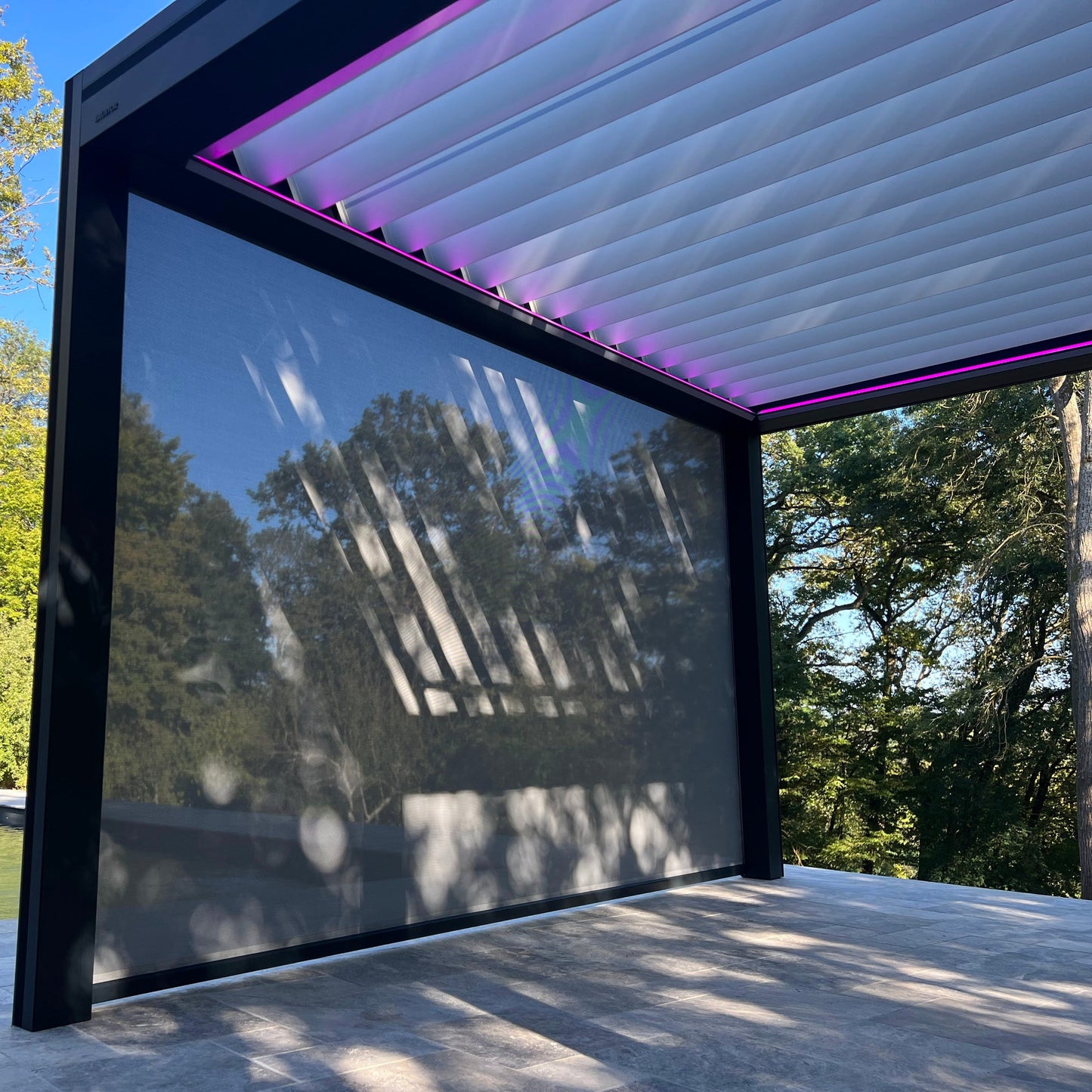 MAGNIFIQUE PERGOLA BIOCLIMATIQUE - SAINT FARGEAU PONTHIERRY (77)