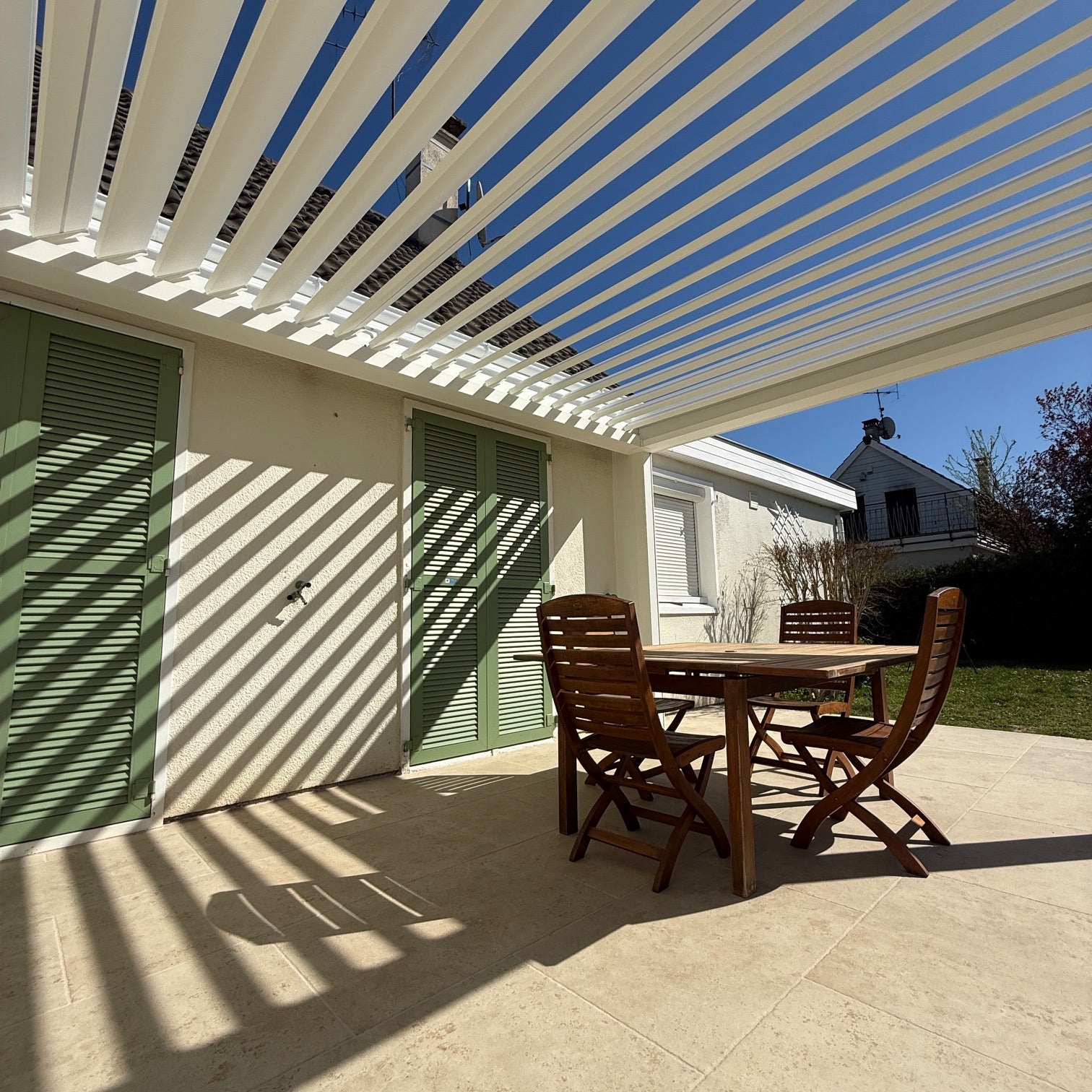 PERGOLA B200 XL BRUSTOR À MENNECY