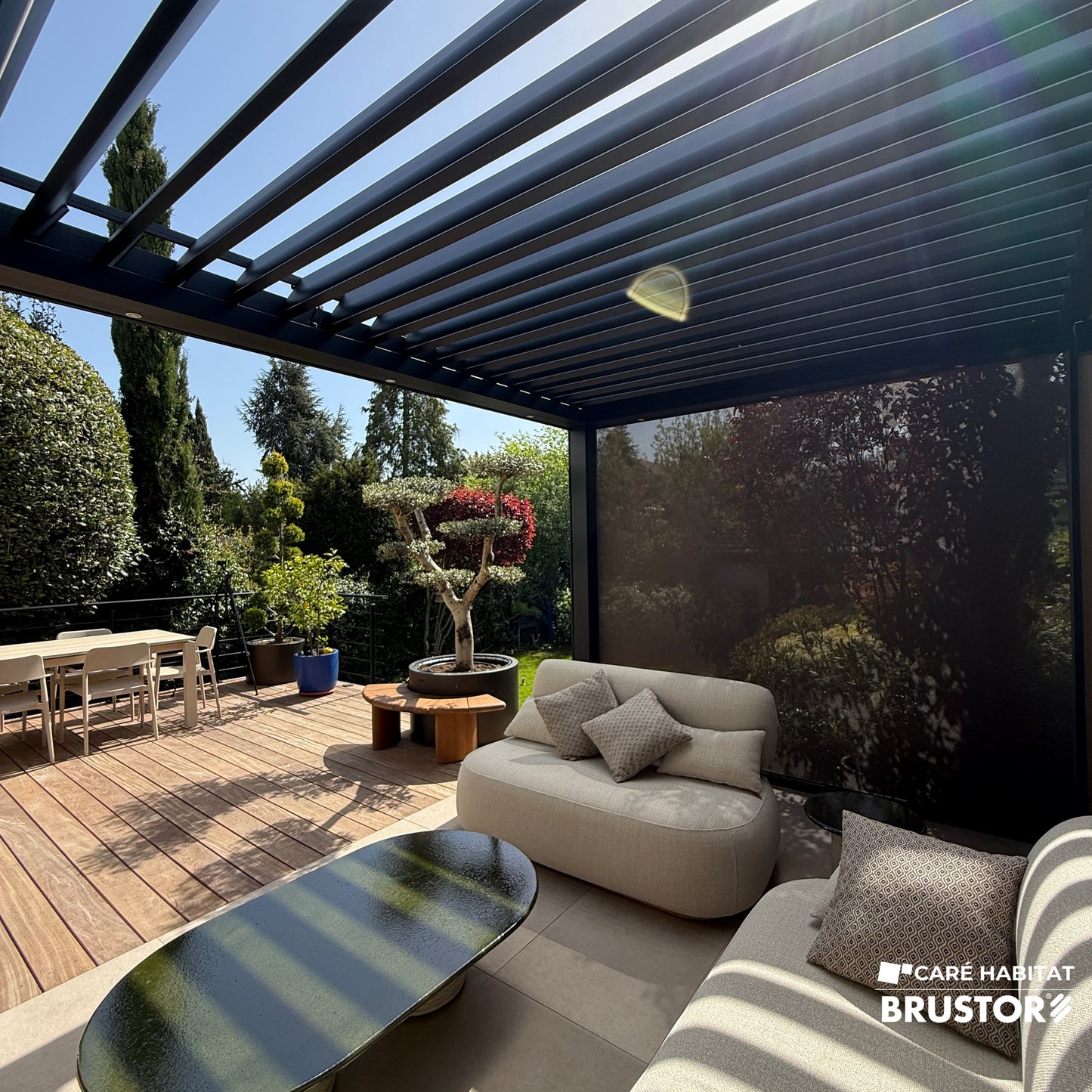PERGOLA BRUSTOR À SAINT-MAUR (94)
