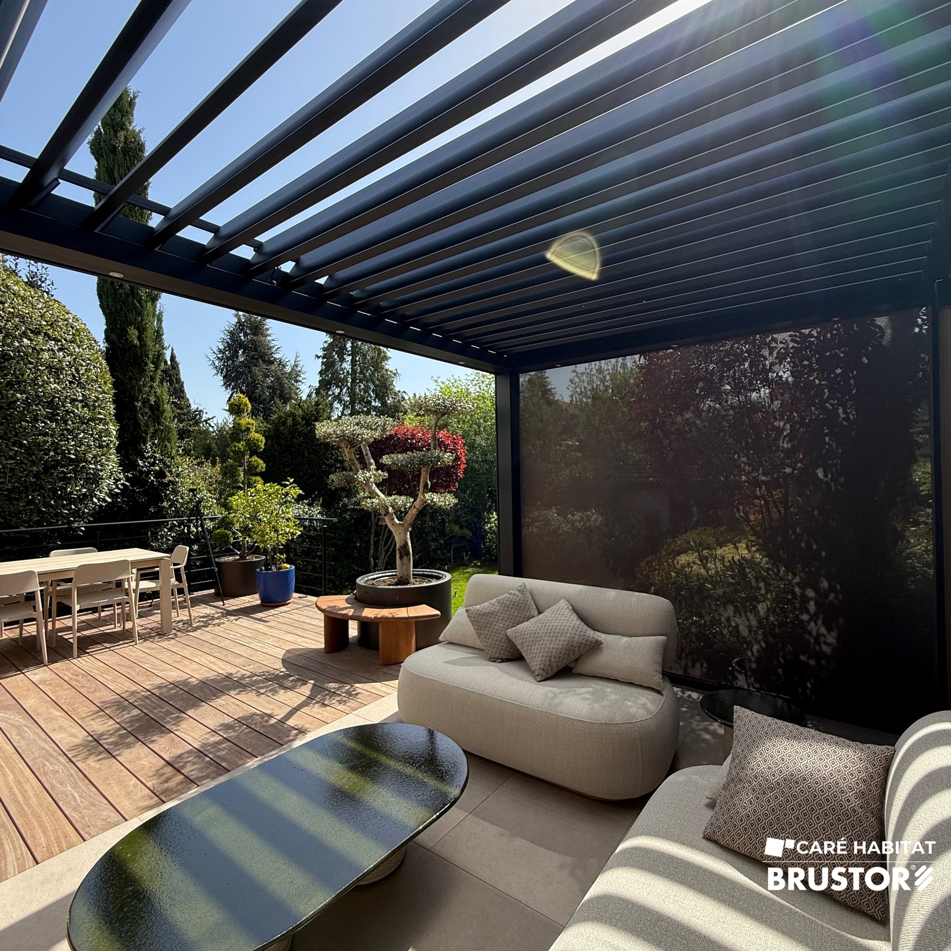 PERGOLA BRUSTOR À SAINT-MAUR (94)