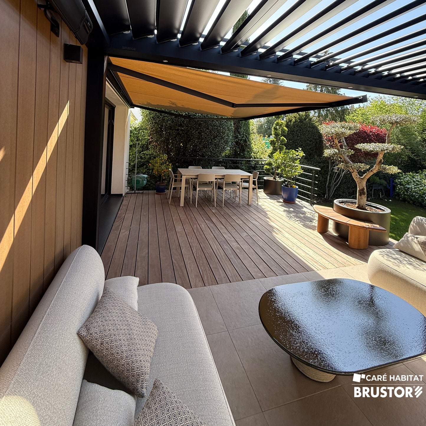 PERGOLA BRUSTOR À SAINT-MAUR (94)