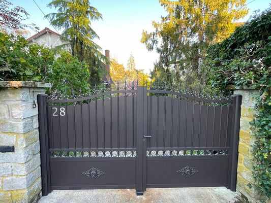 PORTAILS ALUMINIUM KSM À FONTAINEBLEAU (77)