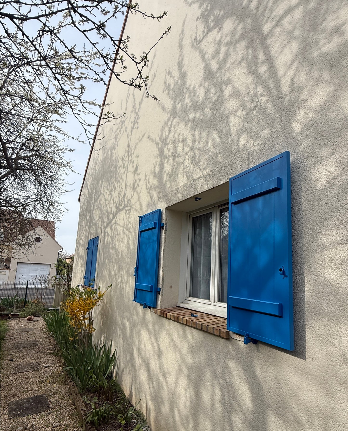 VOLETS BATTANTS EHRET À SUCY-EN-BRIE (94)