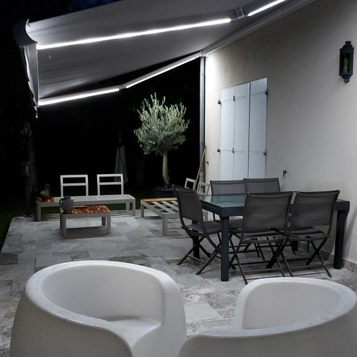 MAGNIFIQUE STORE COFFRE LED LLAZA SPLENBOX 400 - VILLABE - 91