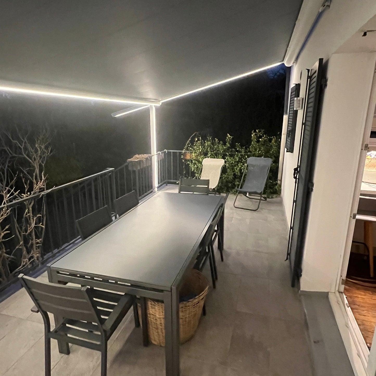 REALISATION D’UN STORE PERGOLA B128 A SUCY EN BRIE (94)