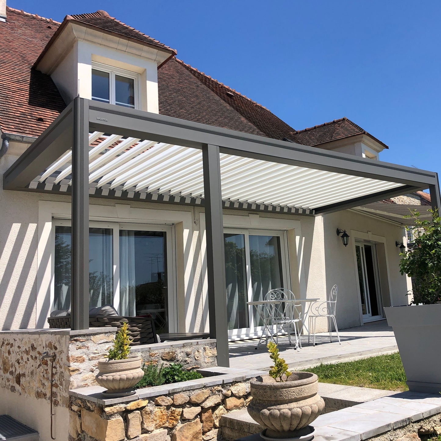 REALISATION PERGOLA BIOCLIMATIQUE (94) SUCY EN BRIE